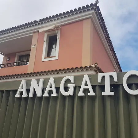 Anagato Semesterbostad *